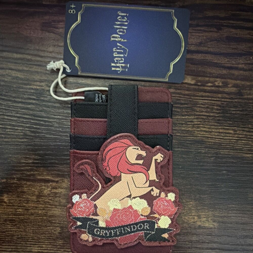 NWT Loungefly Cardholder - Gryffindor House